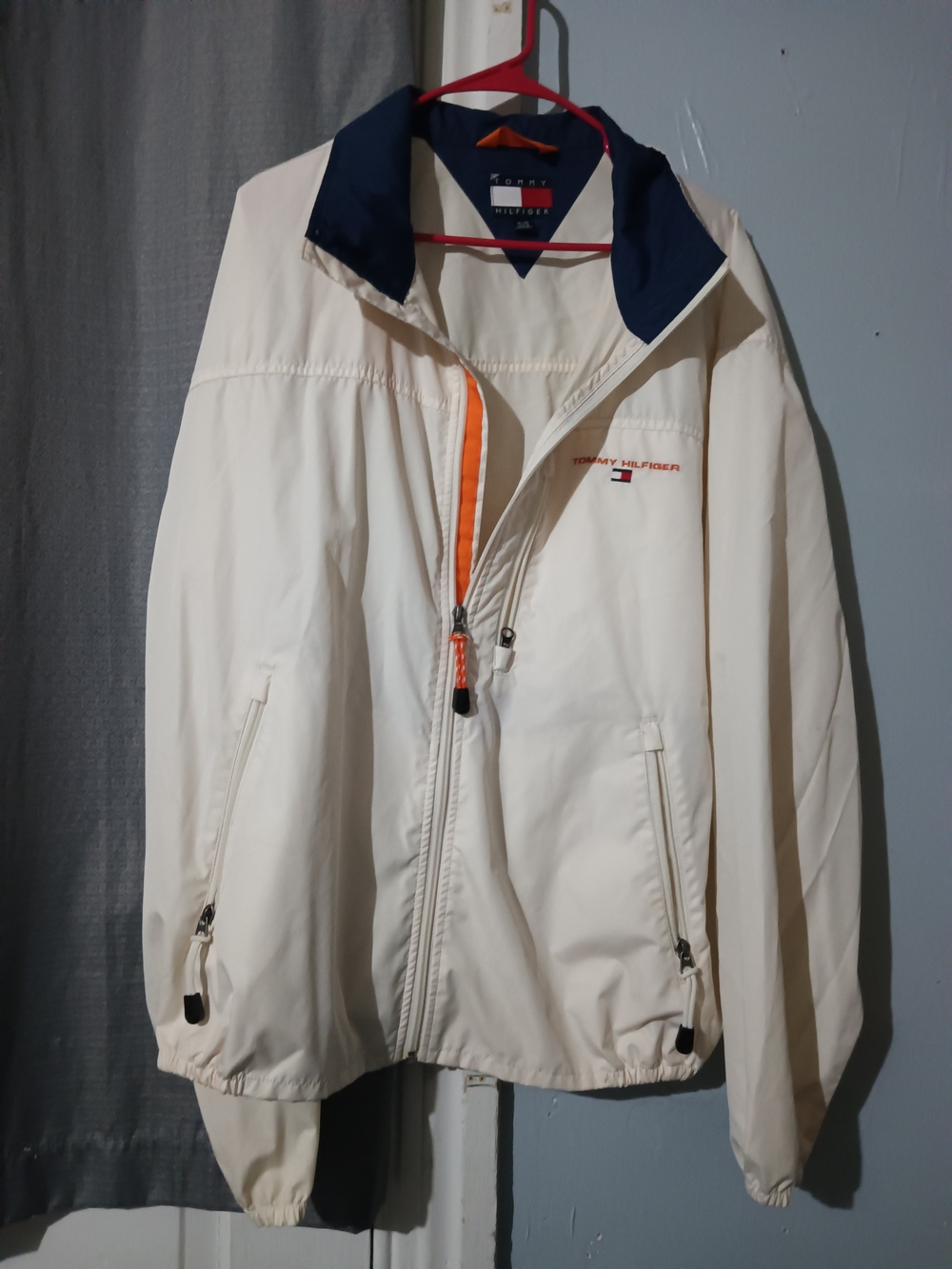 Tommy Hilfiger Men’s Cream Windbreaker Jacket with Navy Collar